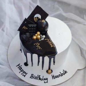 customized-chocolate-cake-half-delight