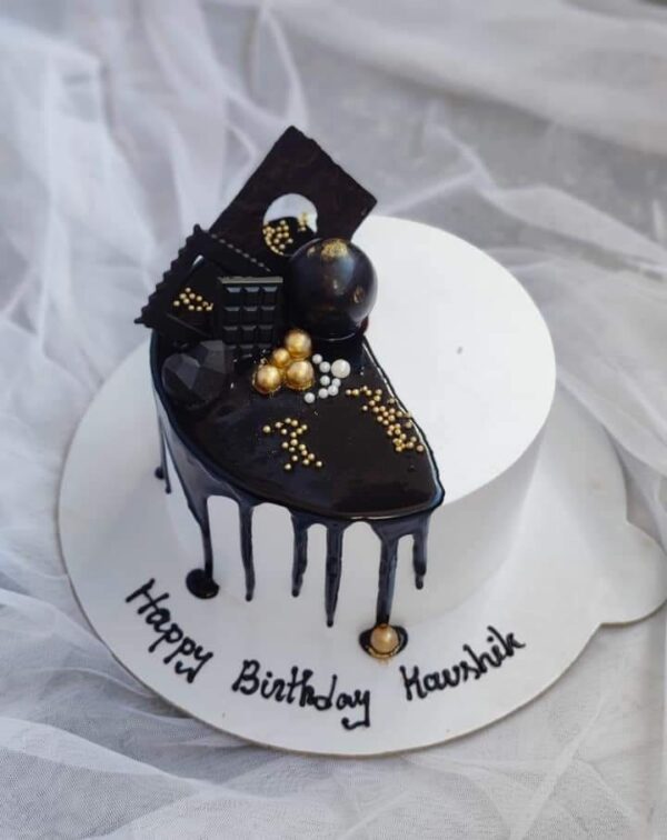 customized-chocolate-cake-half-delight